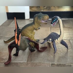 Like new dinosaur toys